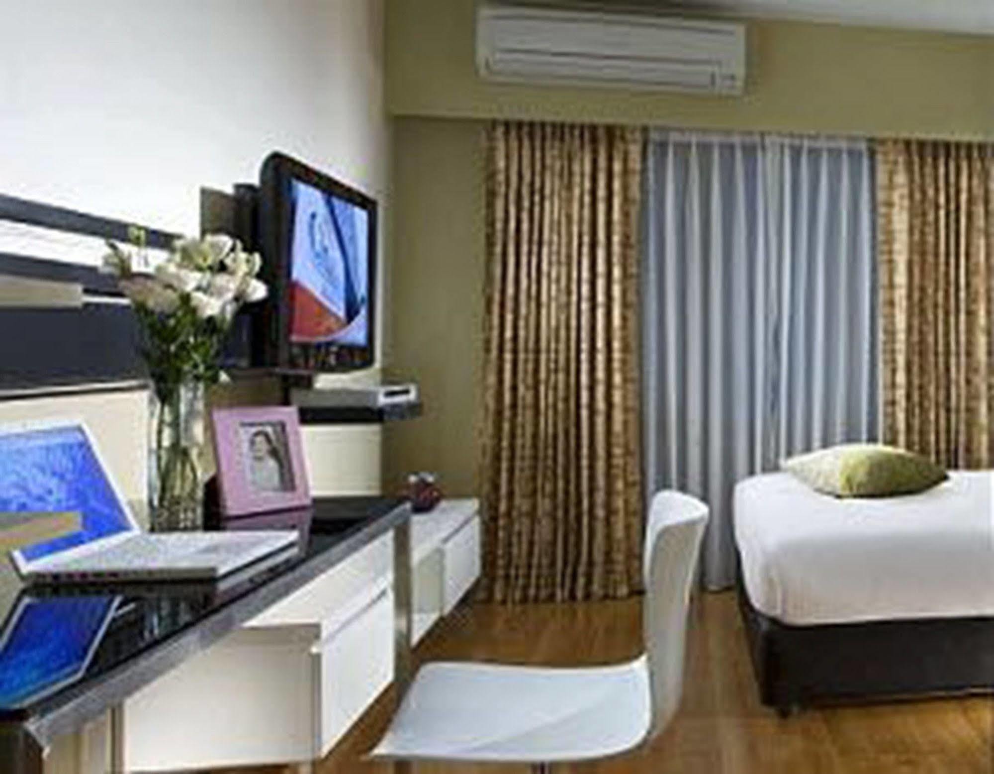 Citadines Sukhumvit 8 - Sha Extra Certified Aparthotel Bangkok